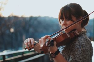 Bluegrass Fiddle Player