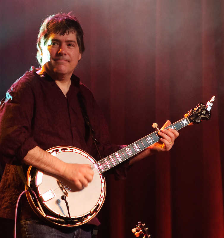 Bela Fleck Playing Banjo - Best Banjo Players of All Time